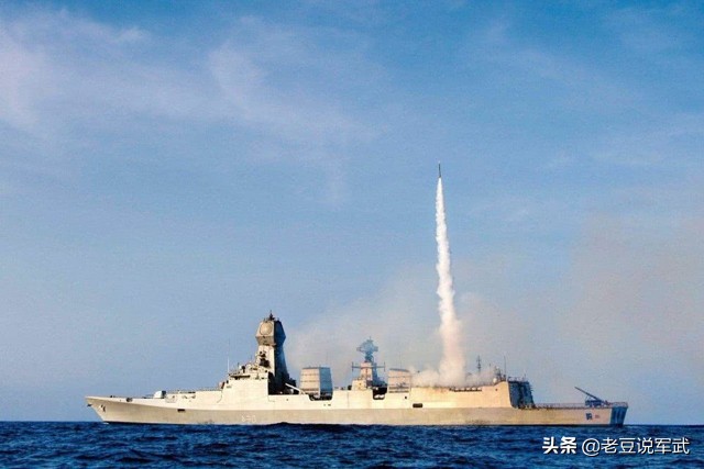 印度最大驱逐舰,印度055驱逐舰排水量