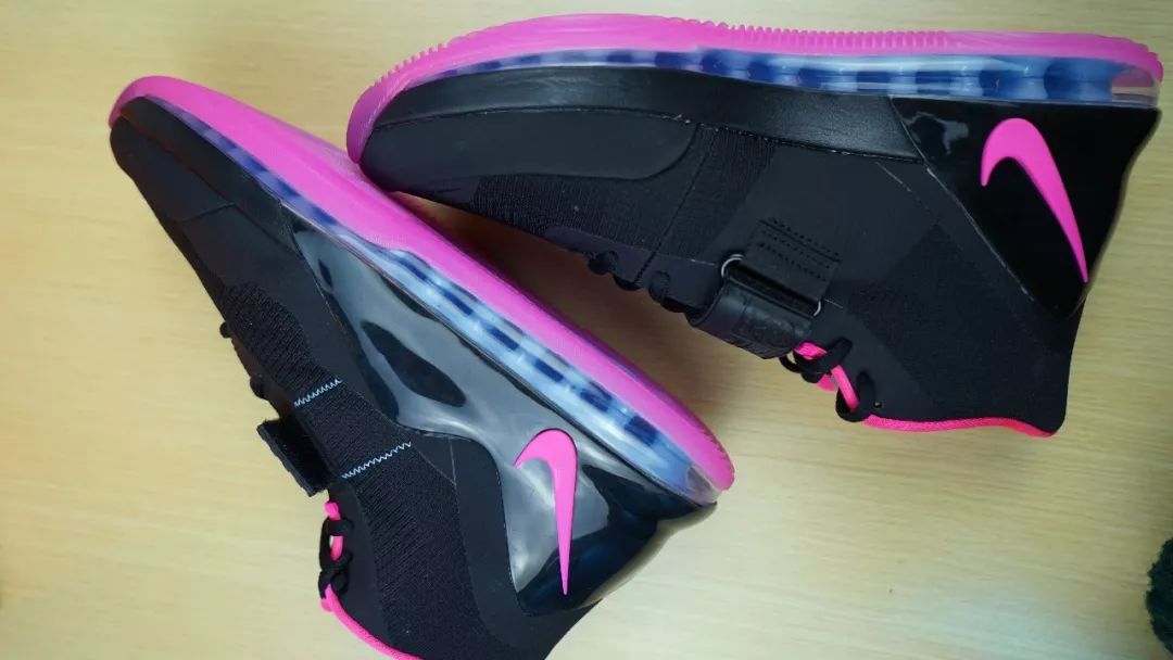 WEN开箱|内线球鞋的传承！他是浓眉哥上脚的利器