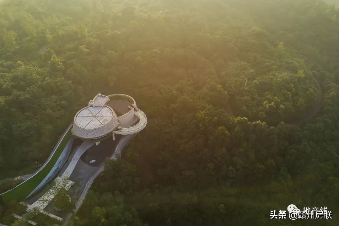 一饱眼福！海内外顶级大平层产品集锦！看后是不是要默默去搬砖？