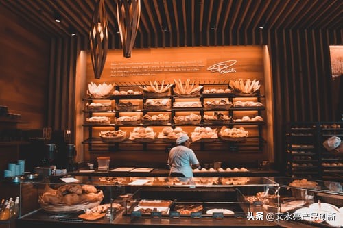 超级产品：做健康轻食，玩转错位竞争，它成为全美最大面包连锁店