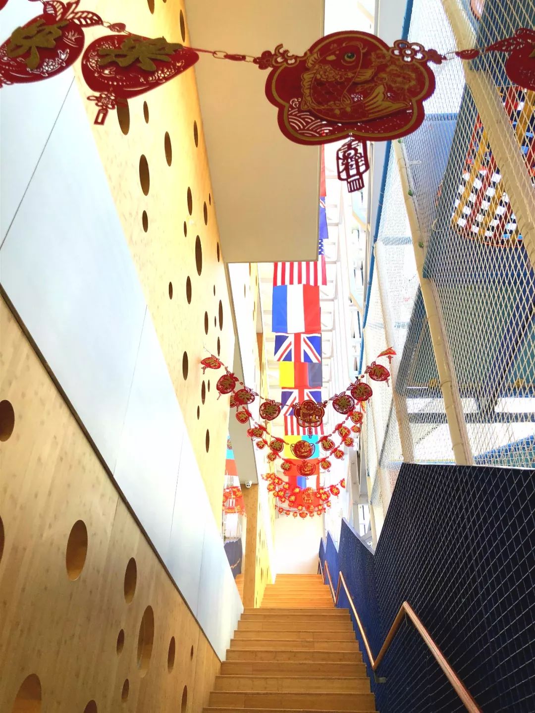 新年就是这个“味”！请看淘乐思里的红红与火火