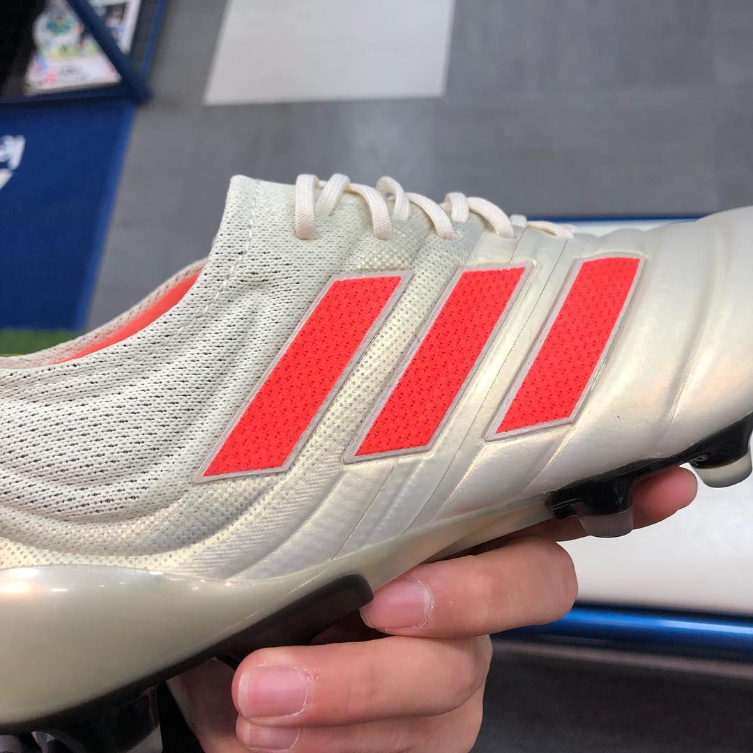 日本足球鞋enjoyz,enjoyz耐克tf足球鞋