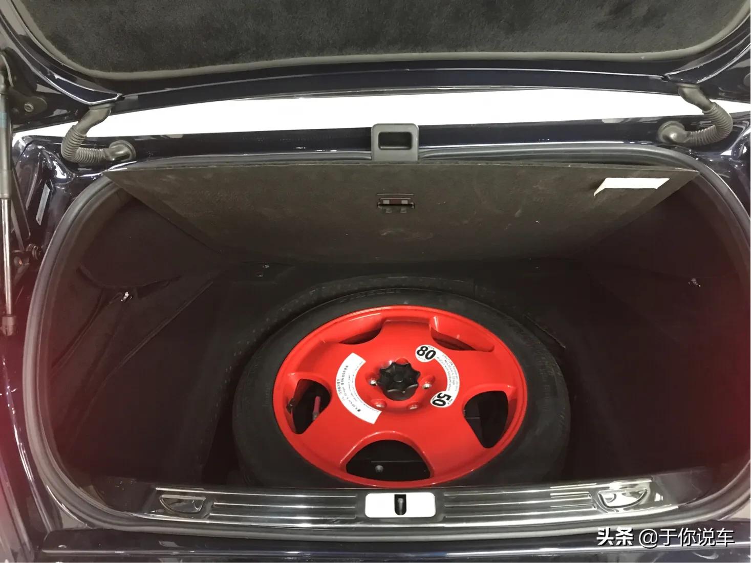 花750万宾利慕尚,大佬750万宾利慕尚