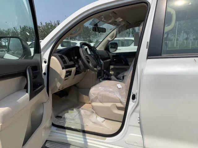 陆巡4600和5700有哪些优缺点,2019款陆巡中东版4600价格表