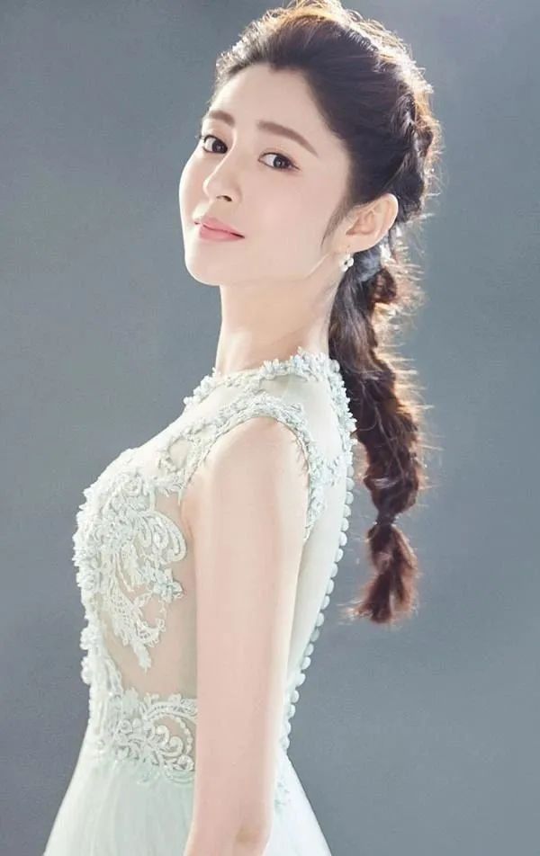 一胖毁所有：爆肥40斤“京城第一美人”李心艾，辛苦减肥有效果