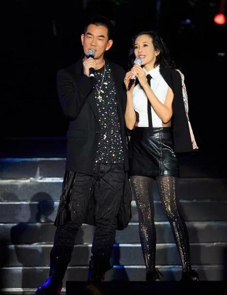 百搭天后莫文蔚，除言承旭外盘点与她舞台上合作过的男明星