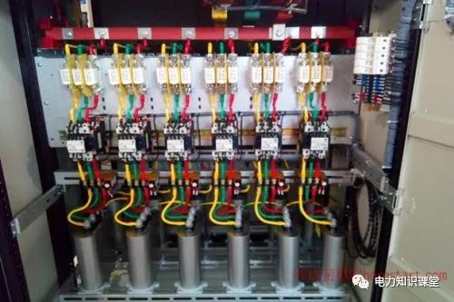 电容补偿柜工作原理,电容补偿柜的作用与原理