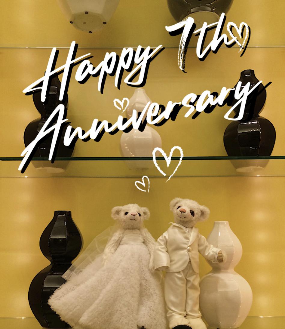 戚薇李承铉机场撒狗粮甜甜现身,李承铉戚薇夫妇撒狗粮秀恩爱