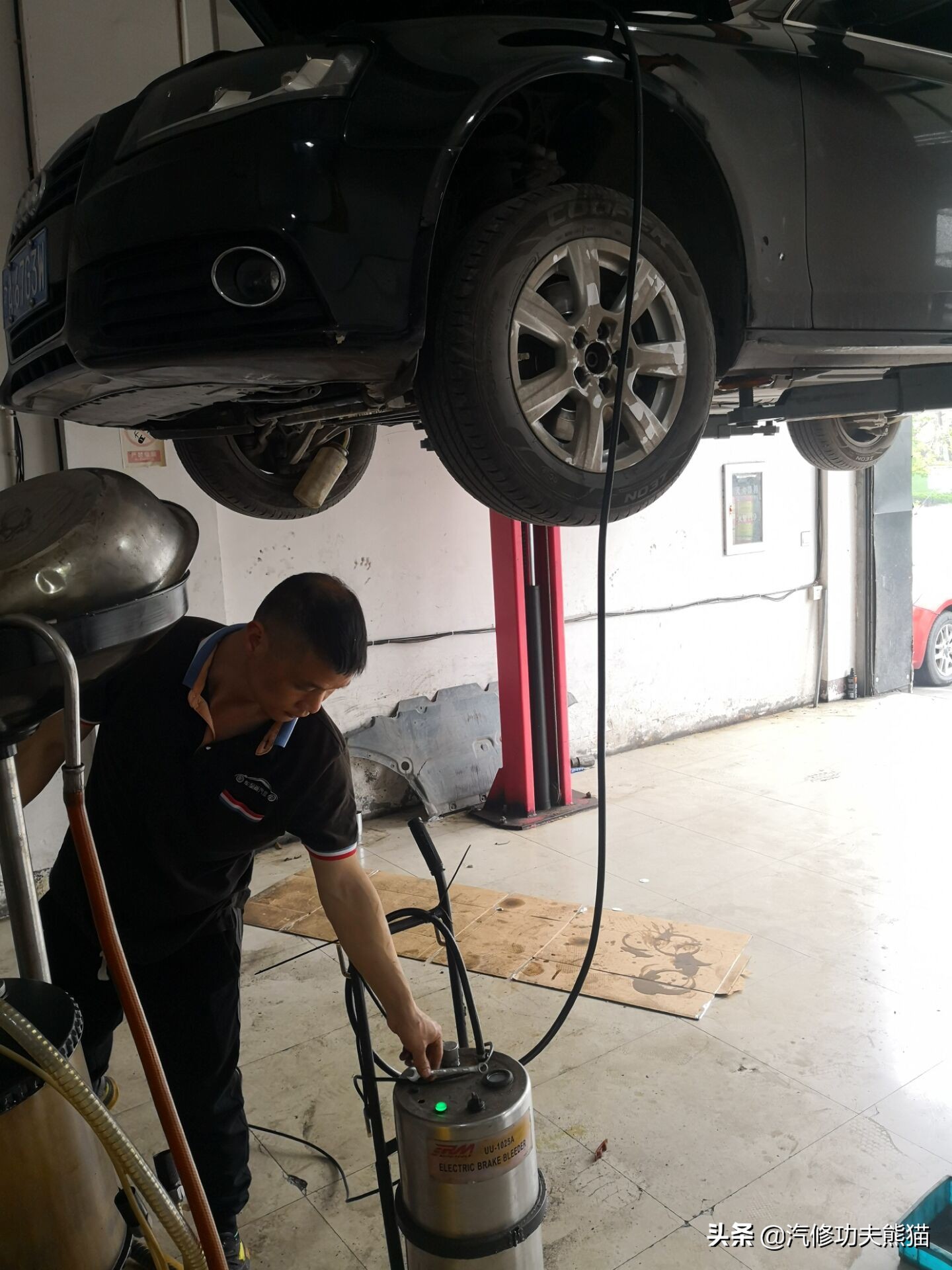 2013奥迪a4l烧机油怎么解决,奥迪a4l哪一款开始烧机油不严重