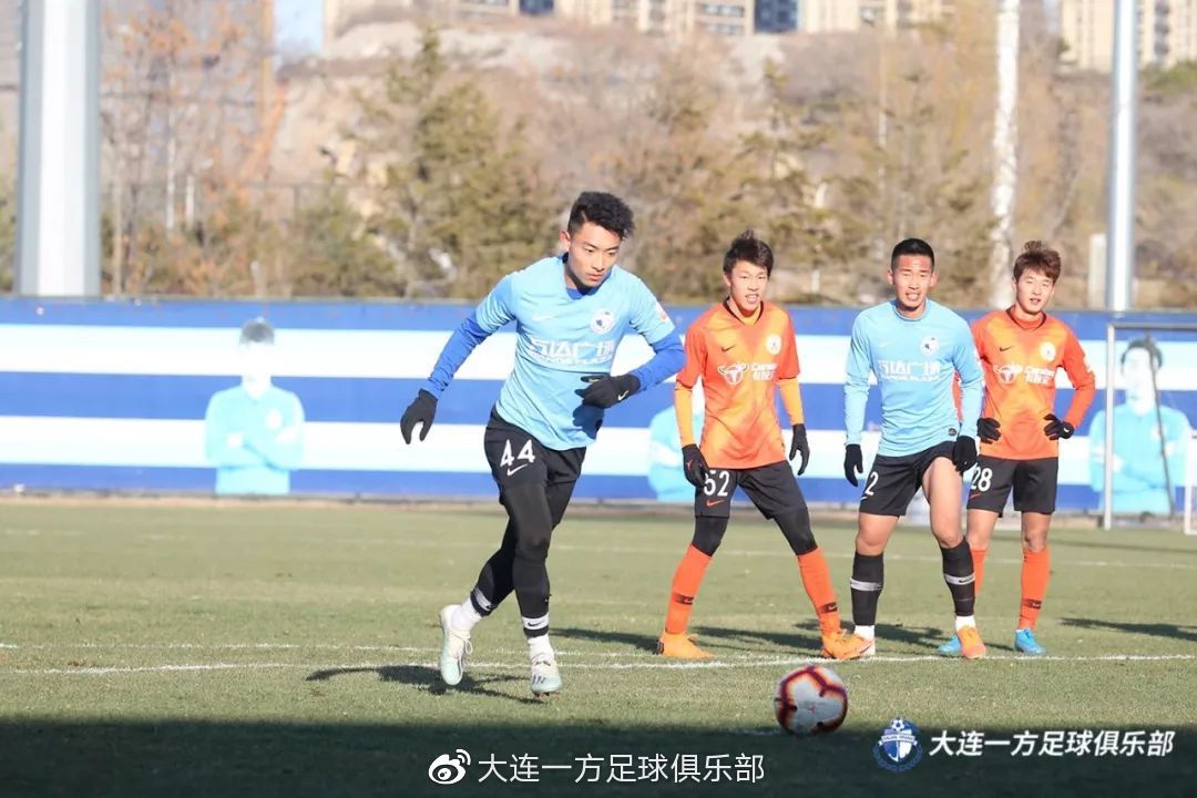 四名西班牙小将，一人是广州队01级头牌！大连人预备队前锋简介