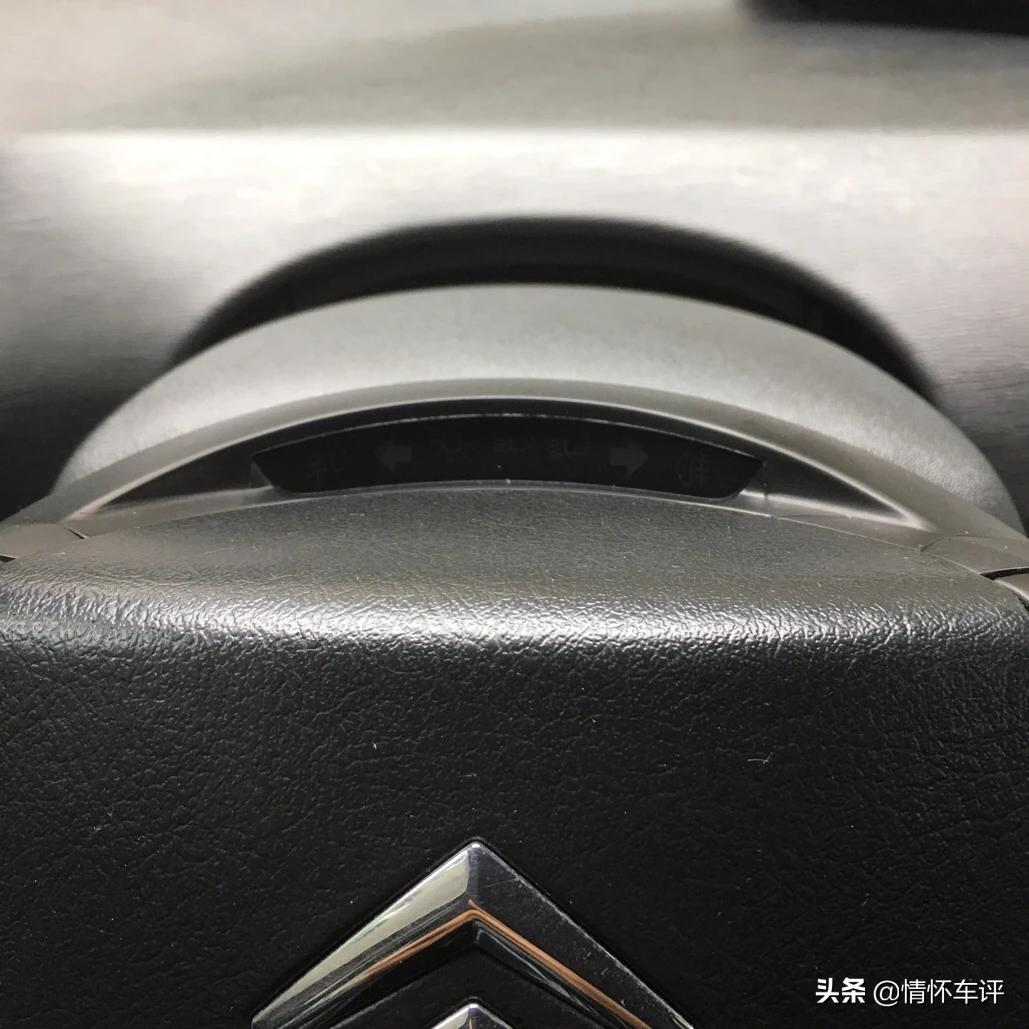 雪铁龙世嘉2.0手动挡值得买吗,雪铁龙世嘉两厢手动2.0优缺点