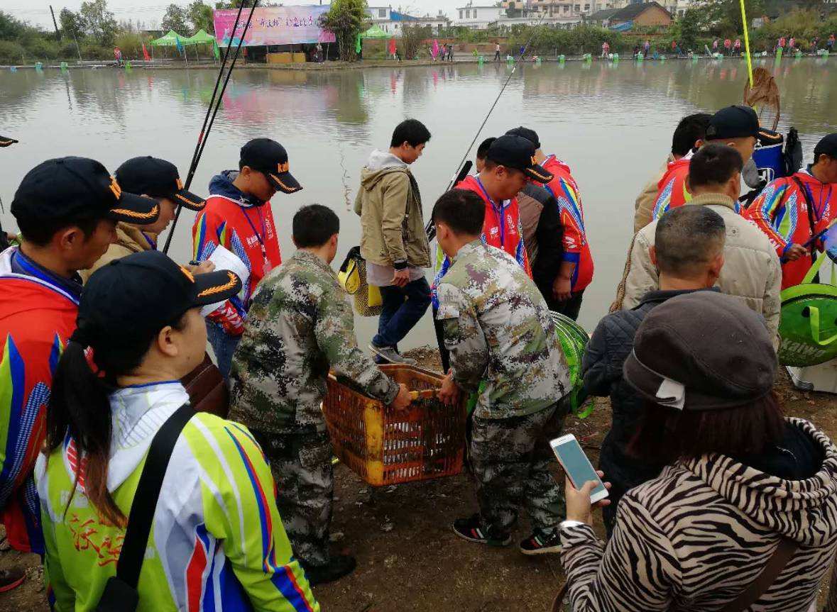 钓鱼直播热度最高,钓鱼直播最火主播