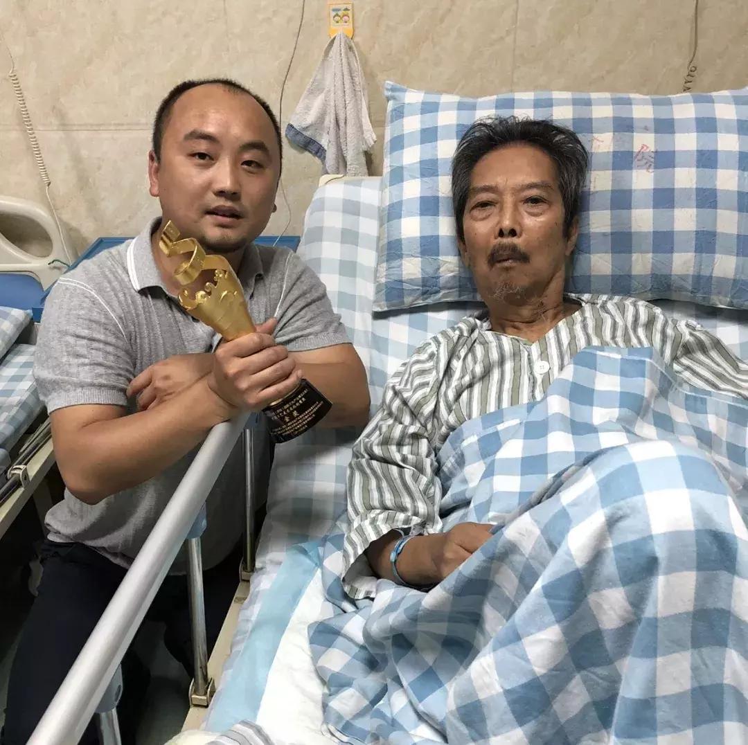 陶瓷艺术新星！深圳文博会金奖得主杨博，面向世界、扎根赣东北