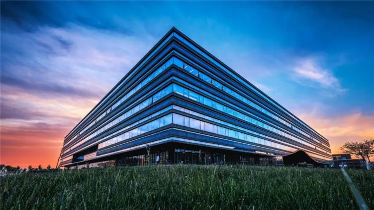 天津超级大学火了！占地3750亩，坐拥3大校区13个餐厅，装潢高级还有包间