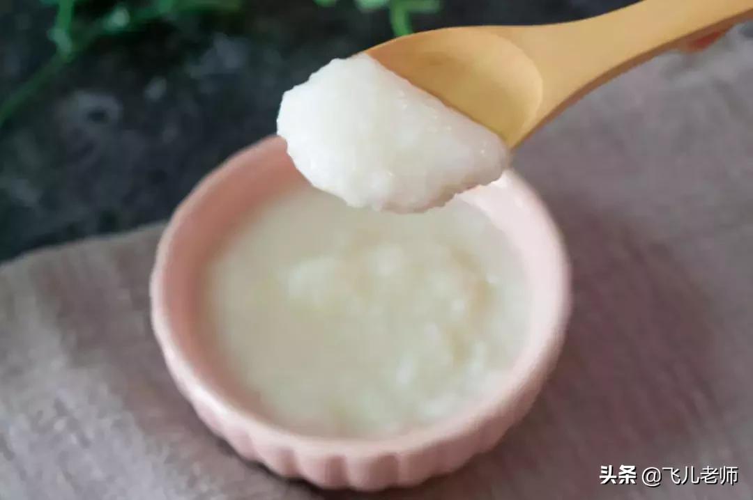 六个月宝宝加辅食，这三道辅食好消化、防便秘，肠道更健康