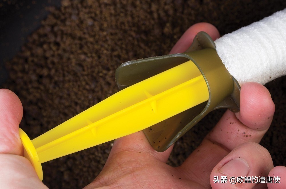 老外钓鱼打窝,老外打窝钓鱼视频大全