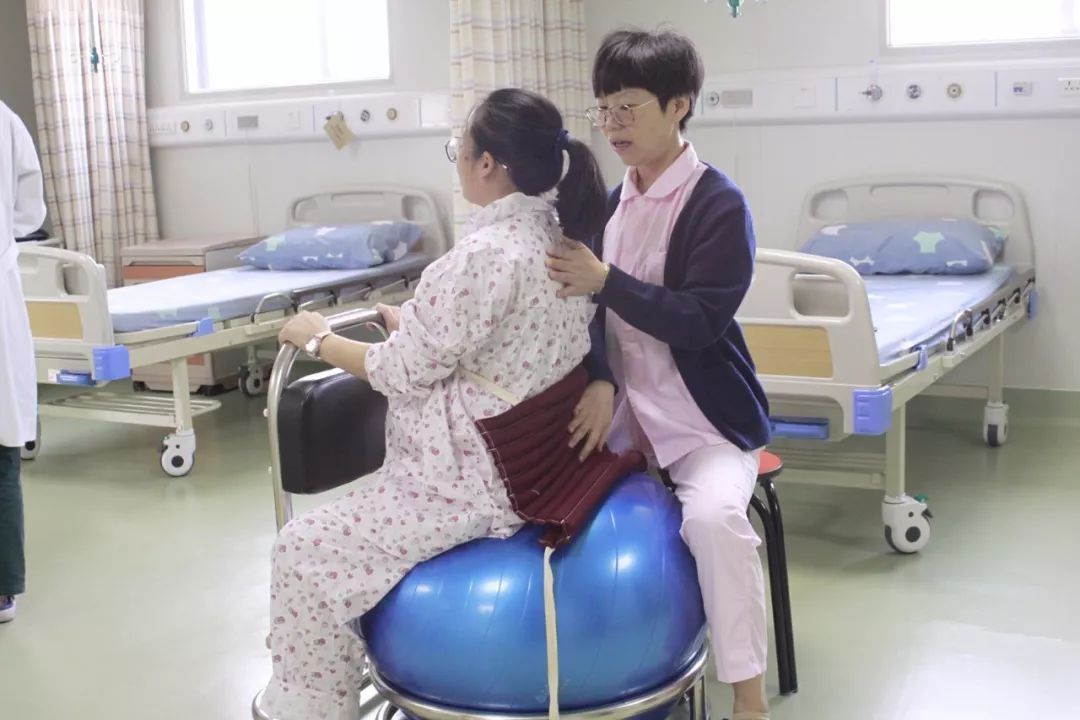 一胎剖腹产二胎顺产条件,头胎剖腹产二胎顺产的条件