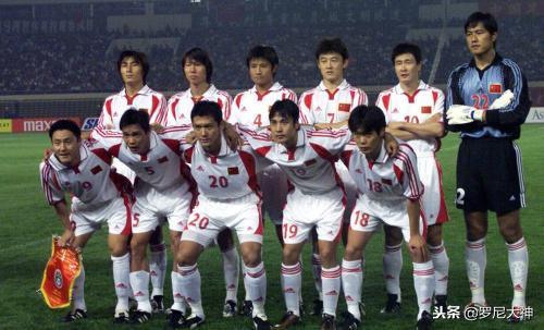 消逝的古典钻石！记忆里那些经典的菱形中场组合