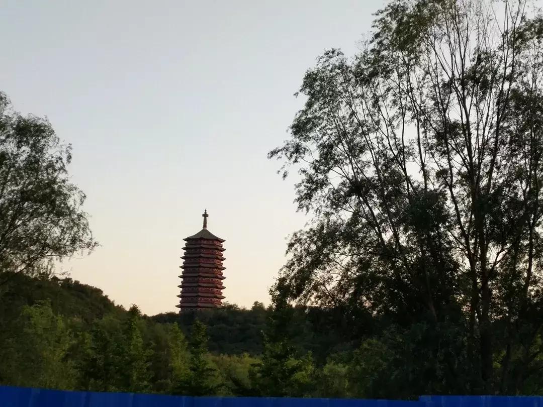 体验火车观光不用去火车站，来北京这个免费公园就可以！距市中心18公里，人少适合闲逛！