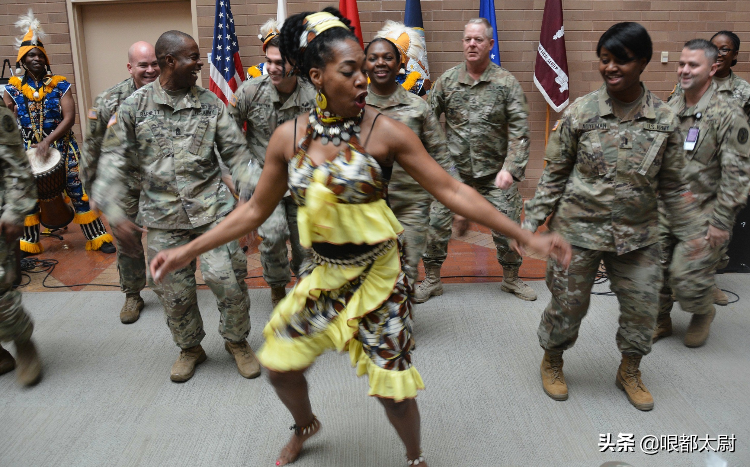 美军现任41名上将，仅2个黑人！美国有色人种参军，升职有多难？