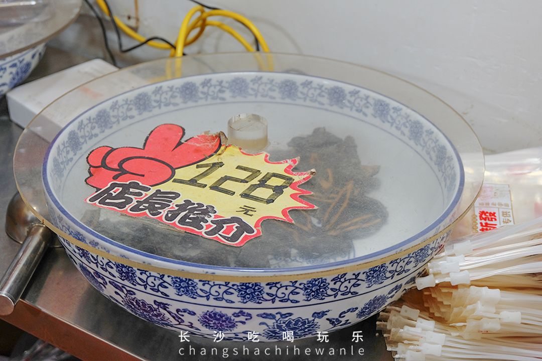 不打眼的通泰街，蕴藏了了一代长沙人的美食回忆