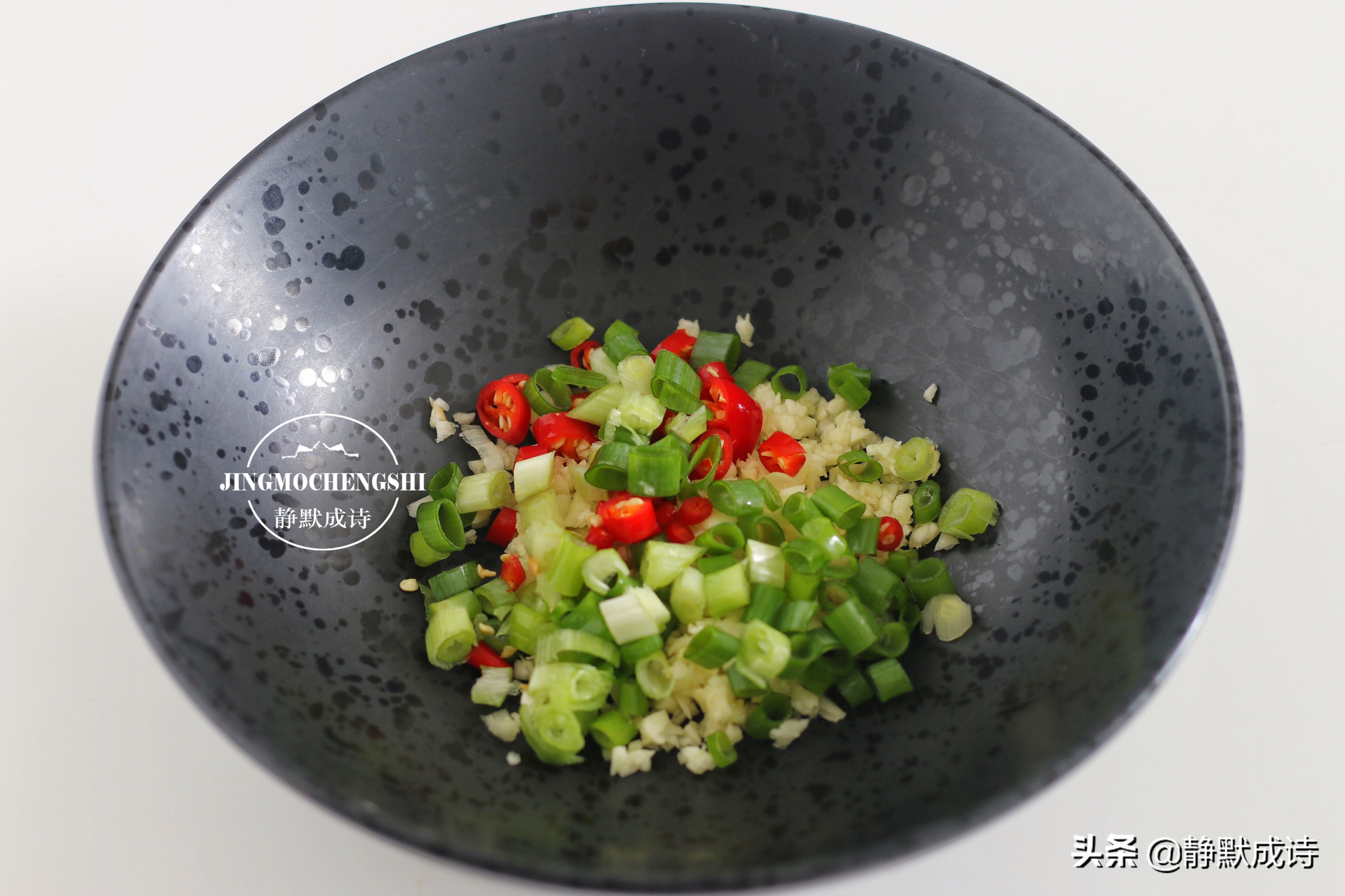 清汤羊肉火锅蘸料,在家就能做的超级好吃火锅蘸料