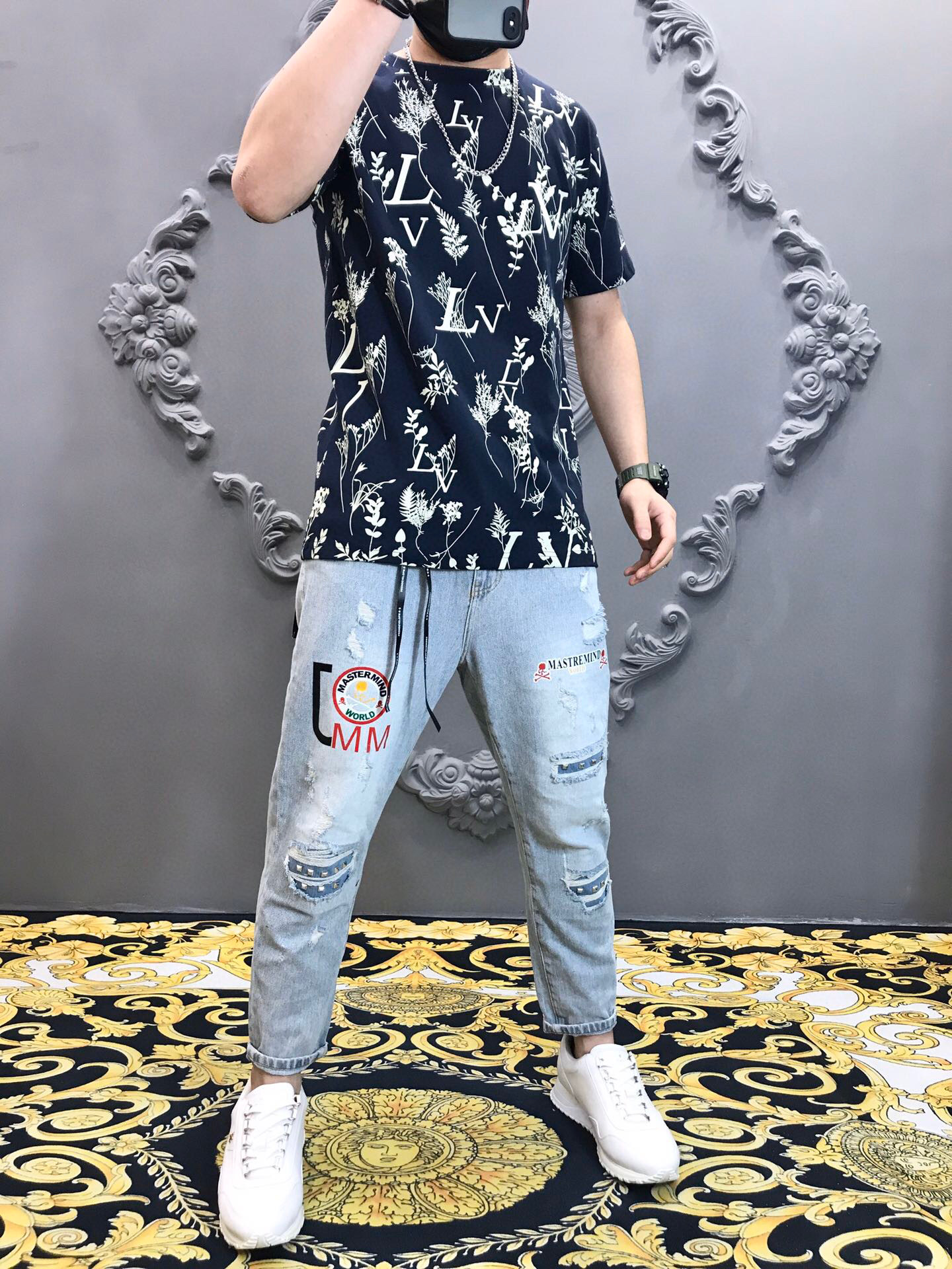 韩系牛仔裤怎么穿搭男士 (男士日系穿搭和韩系穿搭的区别)