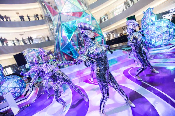 滨江宝龙城梦幻亮灯，品牌升级闪耀3周年