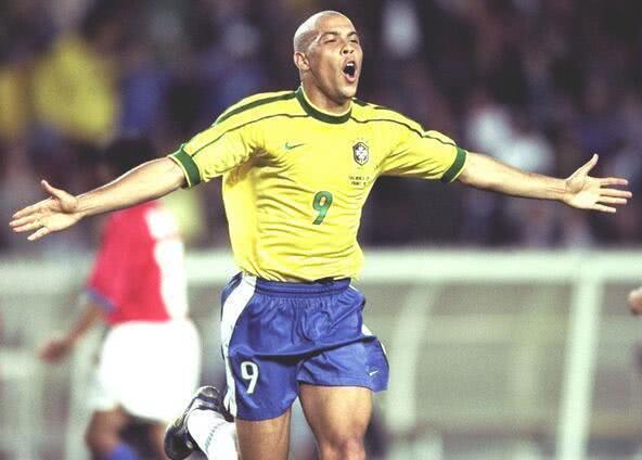 星光黯淡巨星陨落,星光黯淡的原因