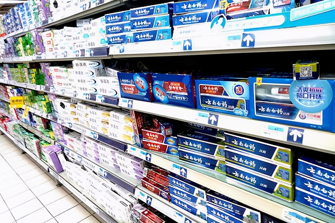 用16年一雪“耻辱”，打败黑人佳洁士，国货牙膏拿下中国第一