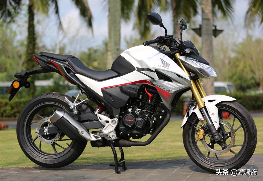 新款五羊本田cb190r详细参数,本田cb190r和五羊本田190哪个好