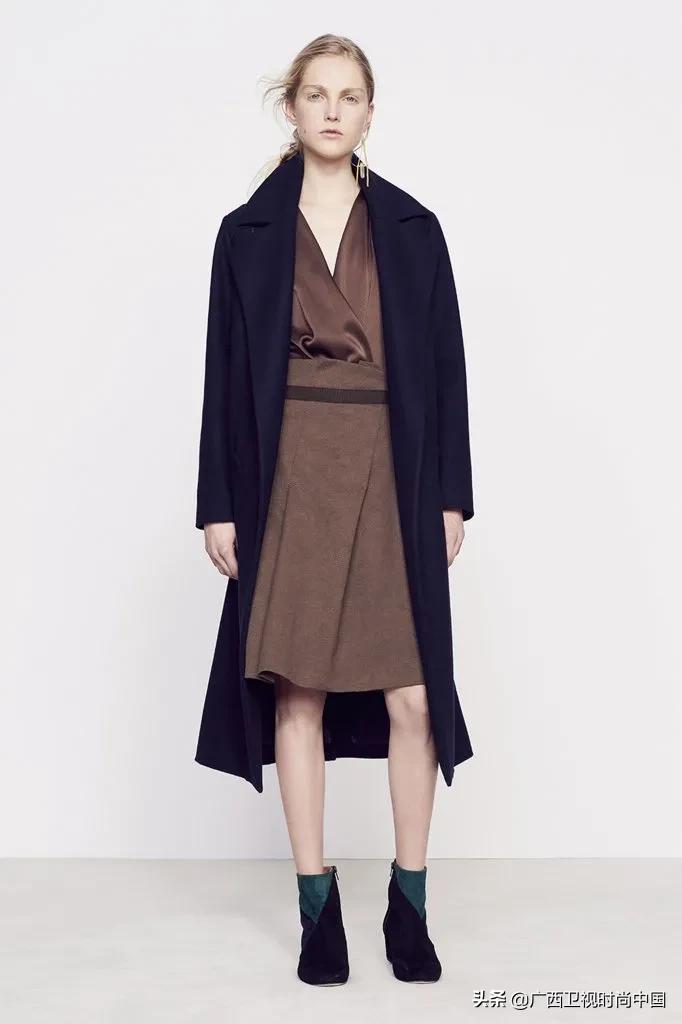 适合年轻人的职场穿搭,职场穿搭尽显干练大气