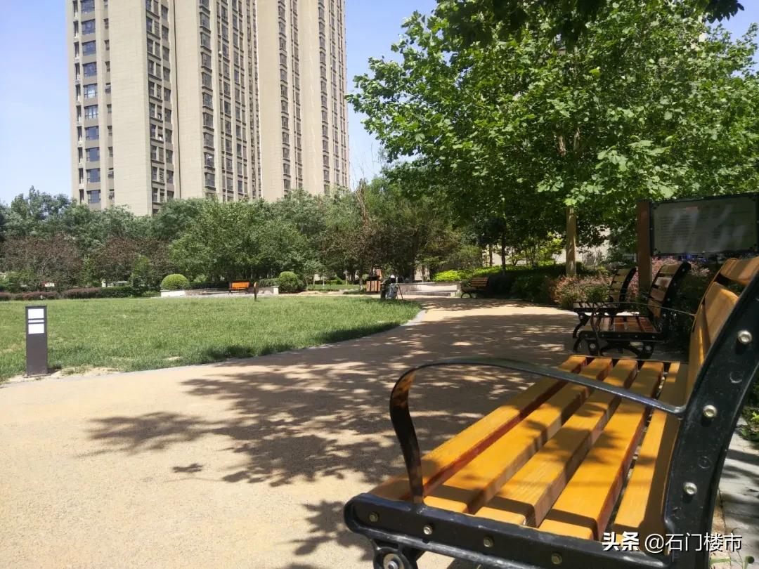 实探这个小区值得买吗,实探房价