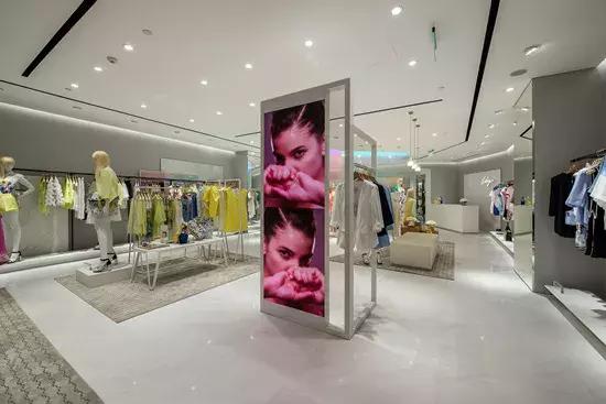 和江南布衣风格差不多的女装牌子,比江南布衣更好的女装