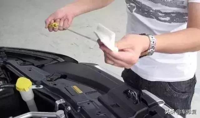 假机油造成危害的视频,使用假机油对汽车有什么危害