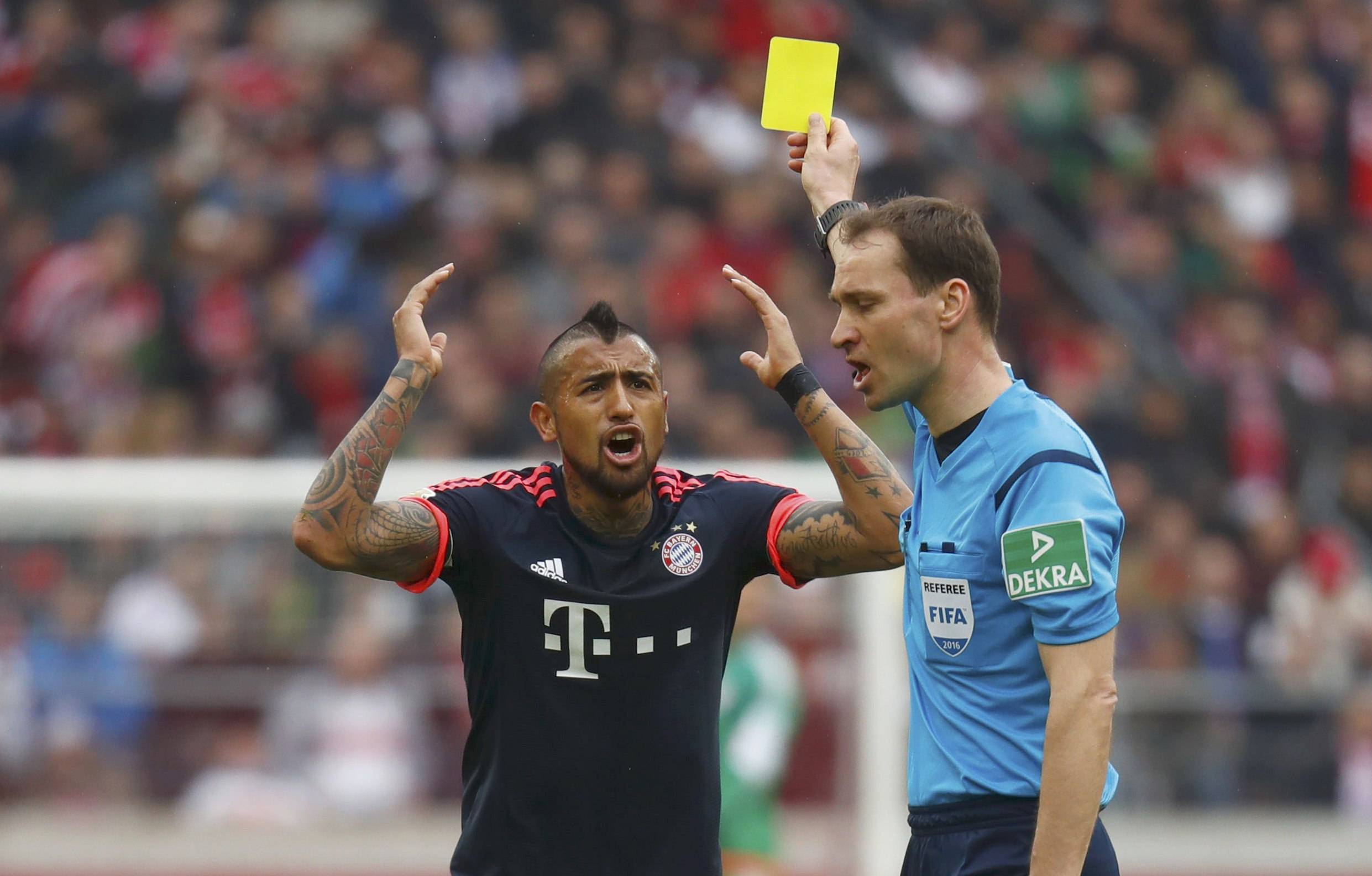 足球规则大揭秘十大规则完全解读,足球比赛规则全解析十大规则必读