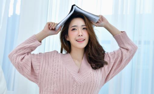 有弹性的毛衣应该怎么晾,怎样毛衣穿着不扎不痒