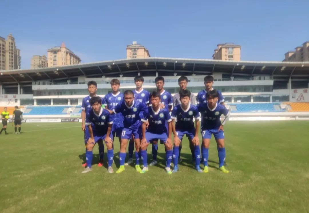 江阴足球比赛,冠军足球