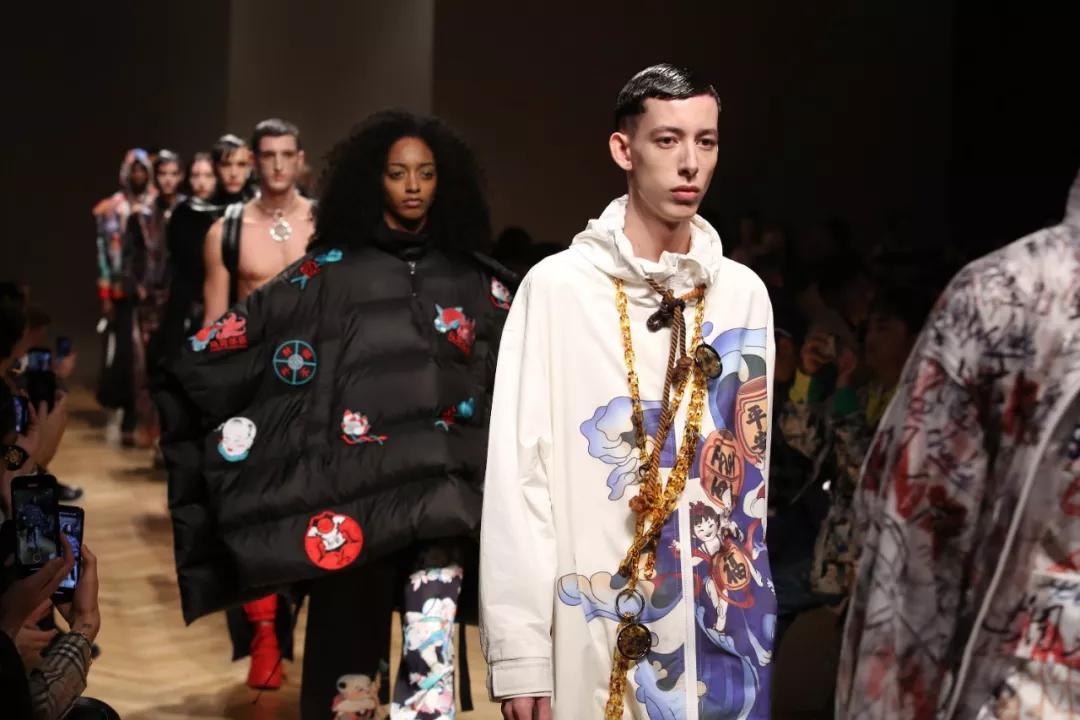 时尚潮牌马克华菲清仓,马克华菲多元艺术潮牌