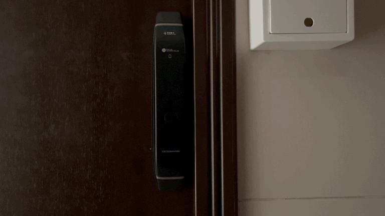 华为智选德施曼智能门锁安装视频,华为智选德施曼全自动门锁测评