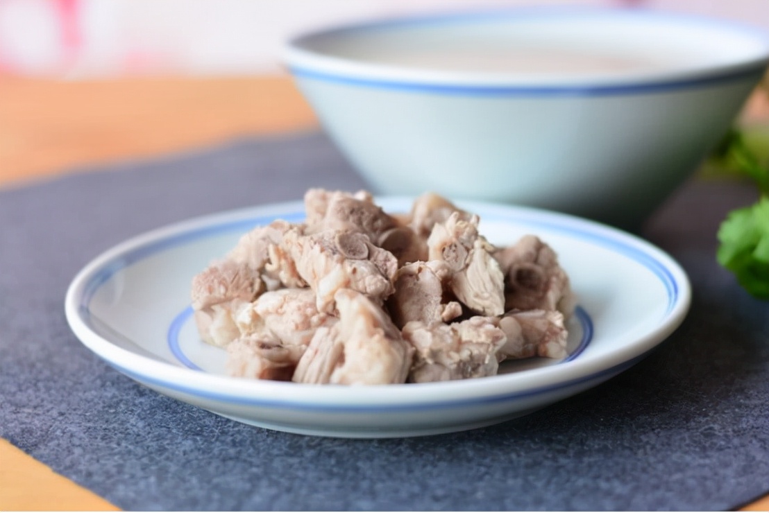 排骨和米饭的正确做法,排骨配米饭怎样做好吃