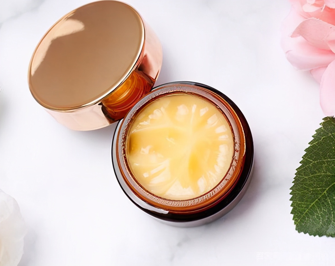 三款贵到哭泣却有奇效的眼霜测评,这五款眼霜才是真正的实力派