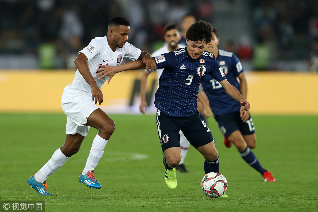 日本市中心建球场卡塔尔敢归化落后的中国足球还需要做什么？