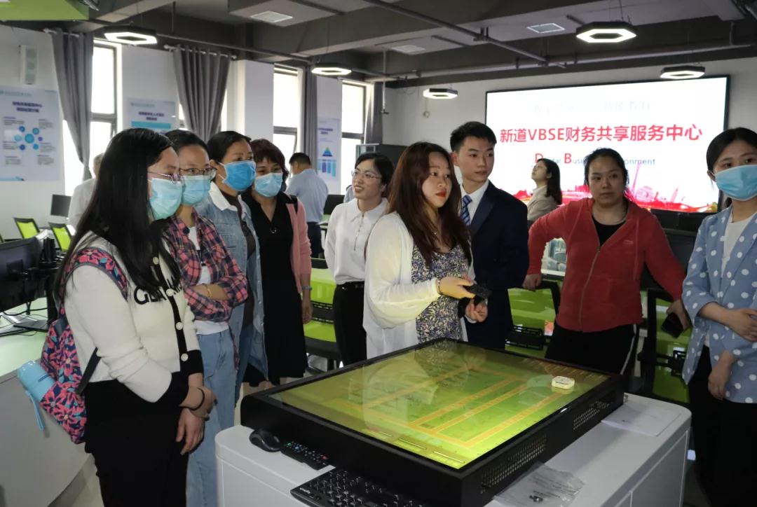 用友新道湖南站,用友新道江西财经大学