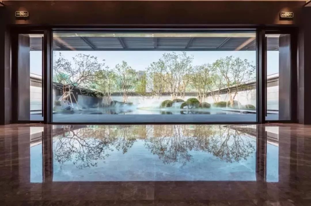 别再见女的就喊美女,见房子就称豪宅,盘一盘上海真正豪宅产品系