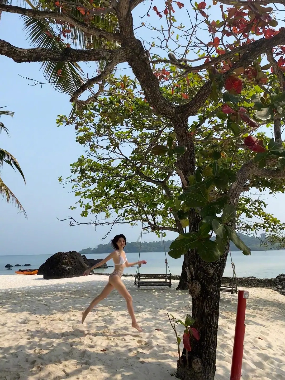 网红鼻祖晚晚和舒淇同框比美赢了？妆容穿搭都有小心机，来抄作业