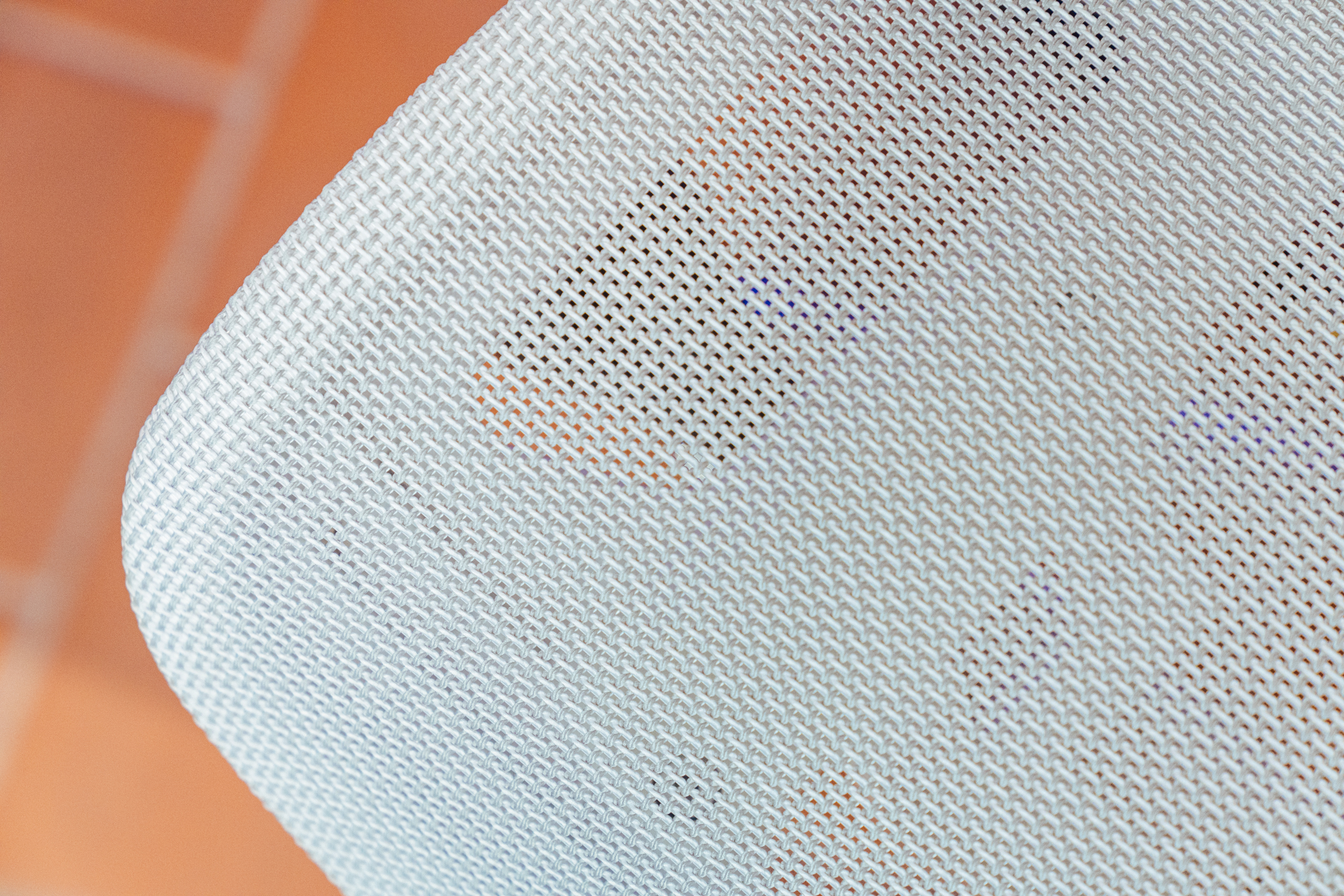 人体工学椅怎么选？不选贵的，只选对的：达宝利摩登Modern评测