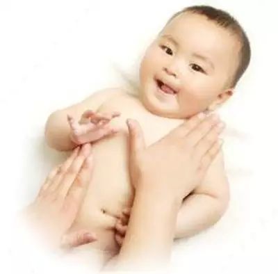 如何给小婴儿做抚触,怎样给婴儿抚触按摩