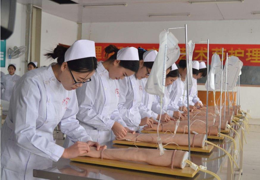 专科就业前景最差的十大专业,2022就业前景最好的十大专科专业