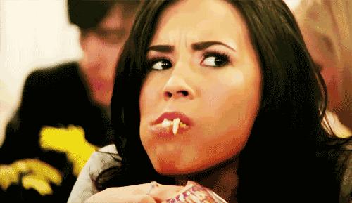 在房间里发射10000颗爆米花,这位日本人真是被居家隔离憋坏了